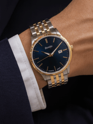 Bonito gold silver men’s watch with day display